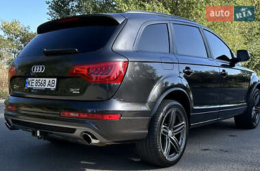 Внедорожник / Кроссовер Audi Q7 2014 в 