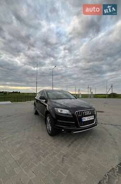 Внедорожник / Кроссовер Audi Q7 2012 в 