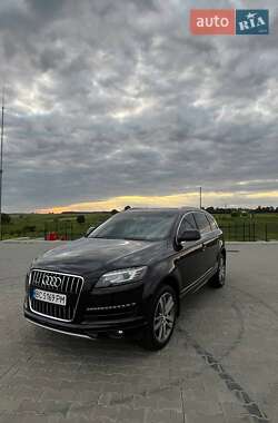 Внедорожник / Кроссовер Audi Q7 2012 в Луцке