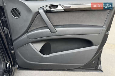 Внедорожник / Кроссовер Audi Q7 2011 в 