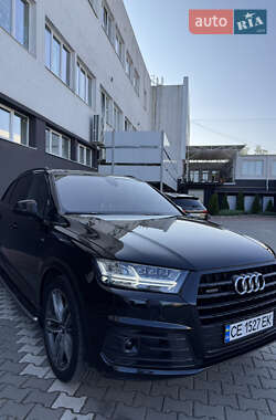 Позашляховик / Кросовер Audi Q7 2017 в 