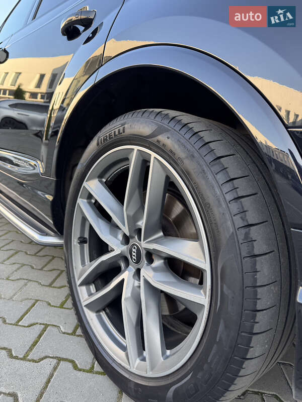 Позашляховик / Кросовер Audi Q7 2017 в Чернівцях