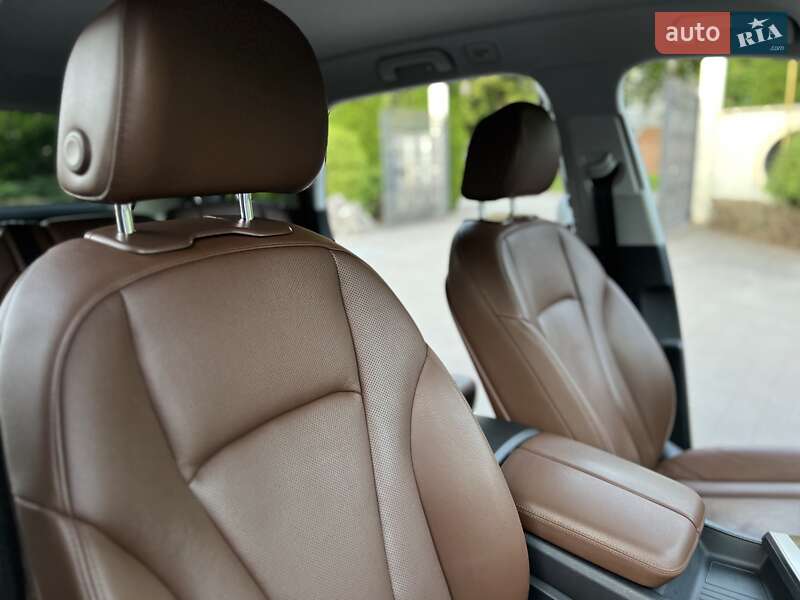 Позашляховик / Кросовер Audi Q7 2015 в Хмельницькому