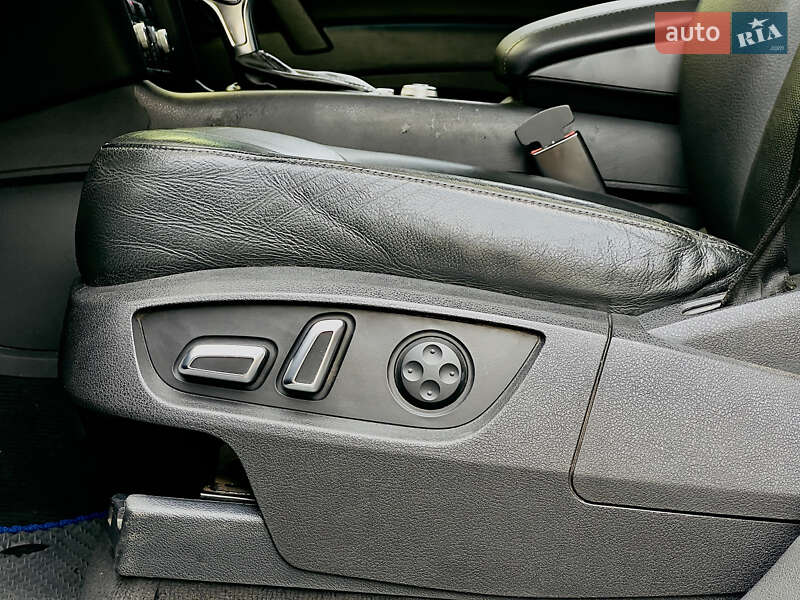 Позашляховик / Кросовер Audi Q7 2010 в Миколаєві