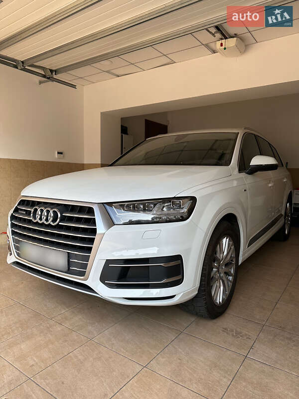 Позашляховик / Кросовер Audi Q7 2016 в Одесі фото 2 Позашляховик / Кросовер Audi Q7 2016 в Одесі
