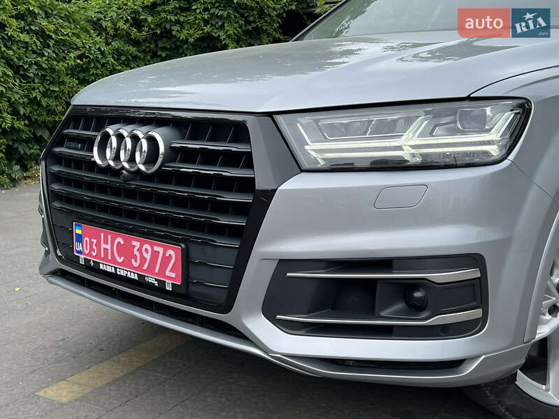 Позашляховик / Кросовер Audi Q7 2018 в Івано-Франківську
