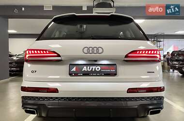 Внедорожник / Кроссовер Audi Q7 2025 в 