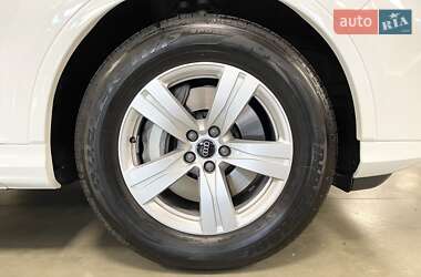 Внедорожник / Кроссовер Audi Q7 2025 в 