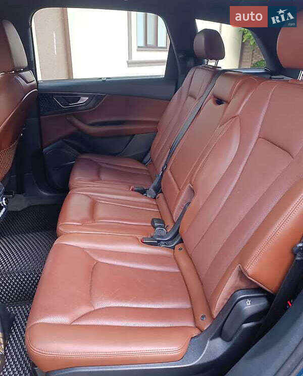 Позашляховик / Кросовер Audi Q7 2018 в Вінниці