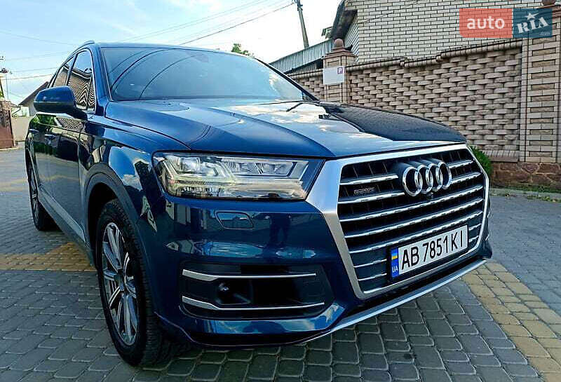 Позашляховик / Кросовер Audi Q7 2018 в Вінниці