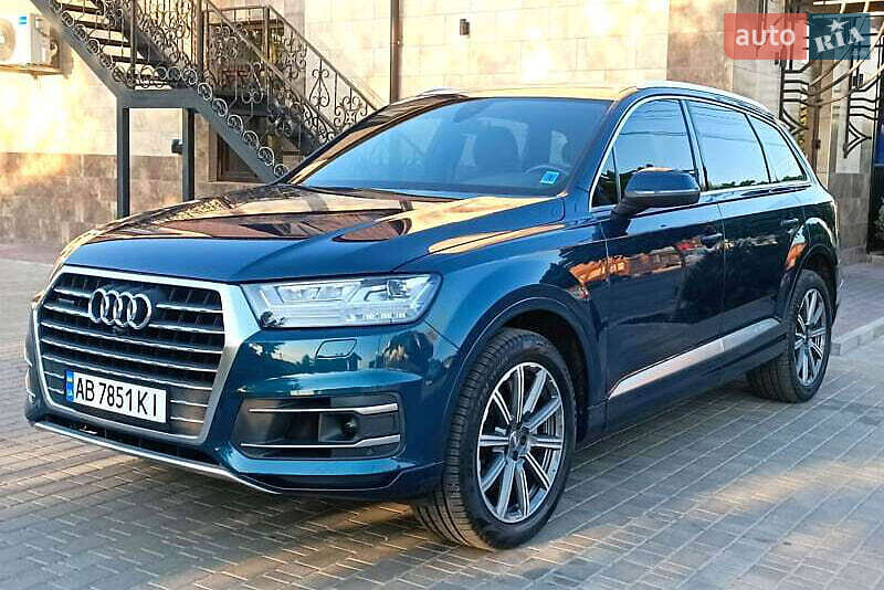 Позашляховик / Кросовер Audi Q7 2018 в Вінниці