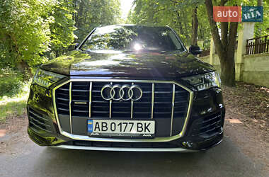 Внедорожник / Кроссовер Audi Q7 2020 в 