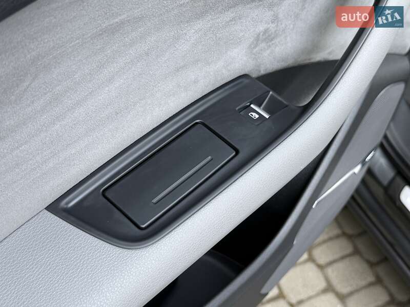 Внедорожник / Кроссовер Audi Q7 2017 в Ровно фото 35 Внедорожник / Кроссовер Audi Q7 2017 в Ровно