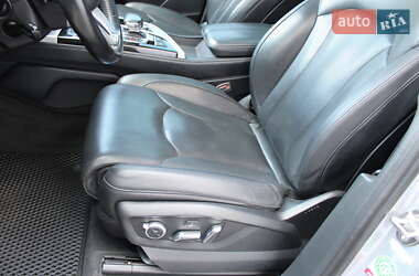 Внедорожник / Кроссовер Audi Q7 2017 в 