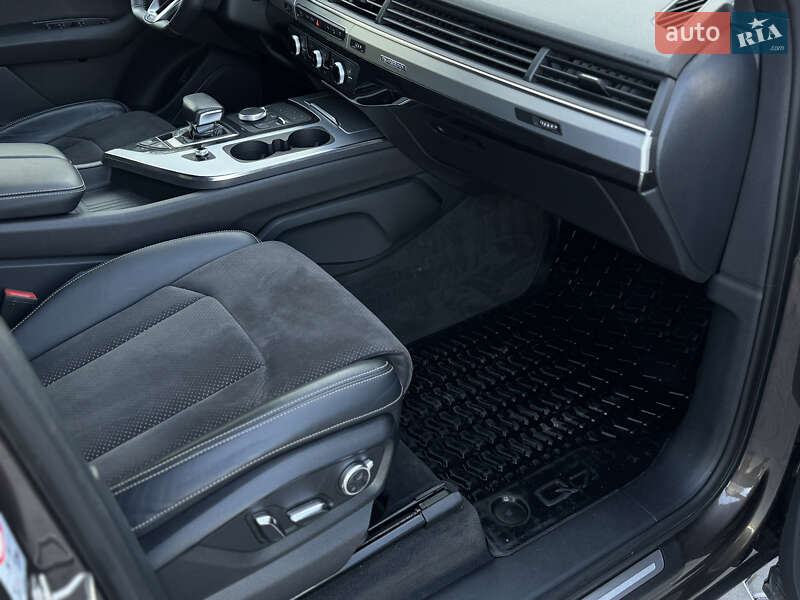 Внедорожник / Кроссовер Audi Q7 2018 в Тульчине фото 31 Внедорожник / Кроссовер Audi Q7 2018 в Тульчине