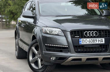 Внедорожник / Кроссовер Audi Q7 2015 в 