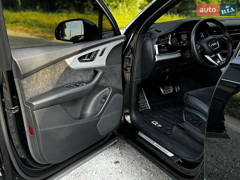 Позашляховик / Кросовер Audi Q7 2021 в Тернополі