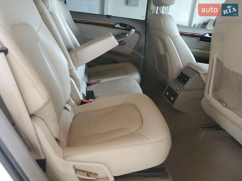 Позашляховик / Кросовер Audi Q7 2014 в Вінниці
