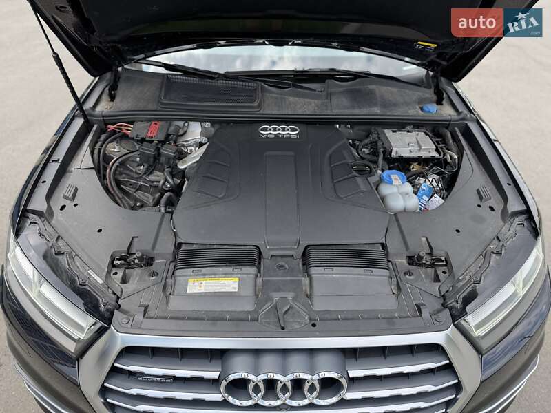 Позашляховик / Кросовер Audi Q7 2016 в Дніпрі