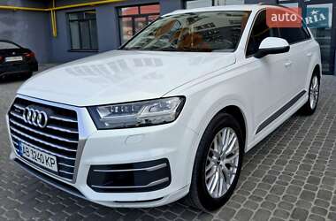 Позашляховик / Кросовер Audi Q7 2016 в Вінниці