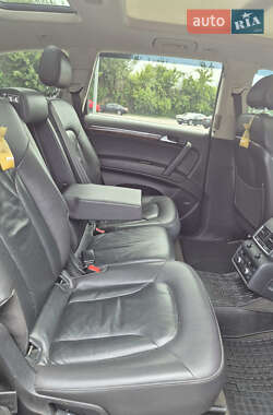 Позашляховик / Кросовер Audi Q7 2007 в 