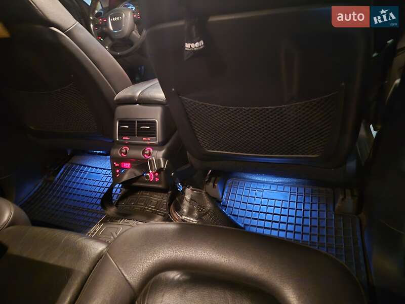 Внедорожник / Кроссовер Audi Q7 2007 в Киеве