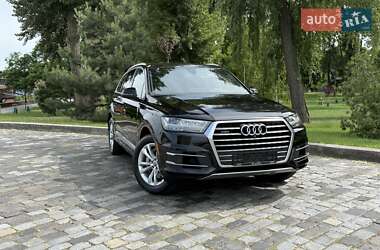 Позашляховик / Кросовер Audi Q7 2016 в 