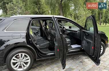 Позашляховик / Кросовер Audi Q7 2016 в 