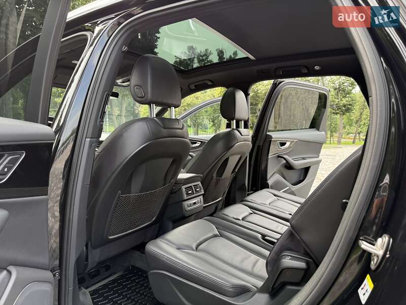 Внедорожник / Кроссовер Audi Q7 2016 в Киеве фото 93 Внедорожник / Кроссовер Audi Q7 2016 в Киеве