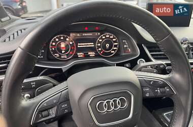 Внедорожник / Кроссовер Audi Q7 2019 в 