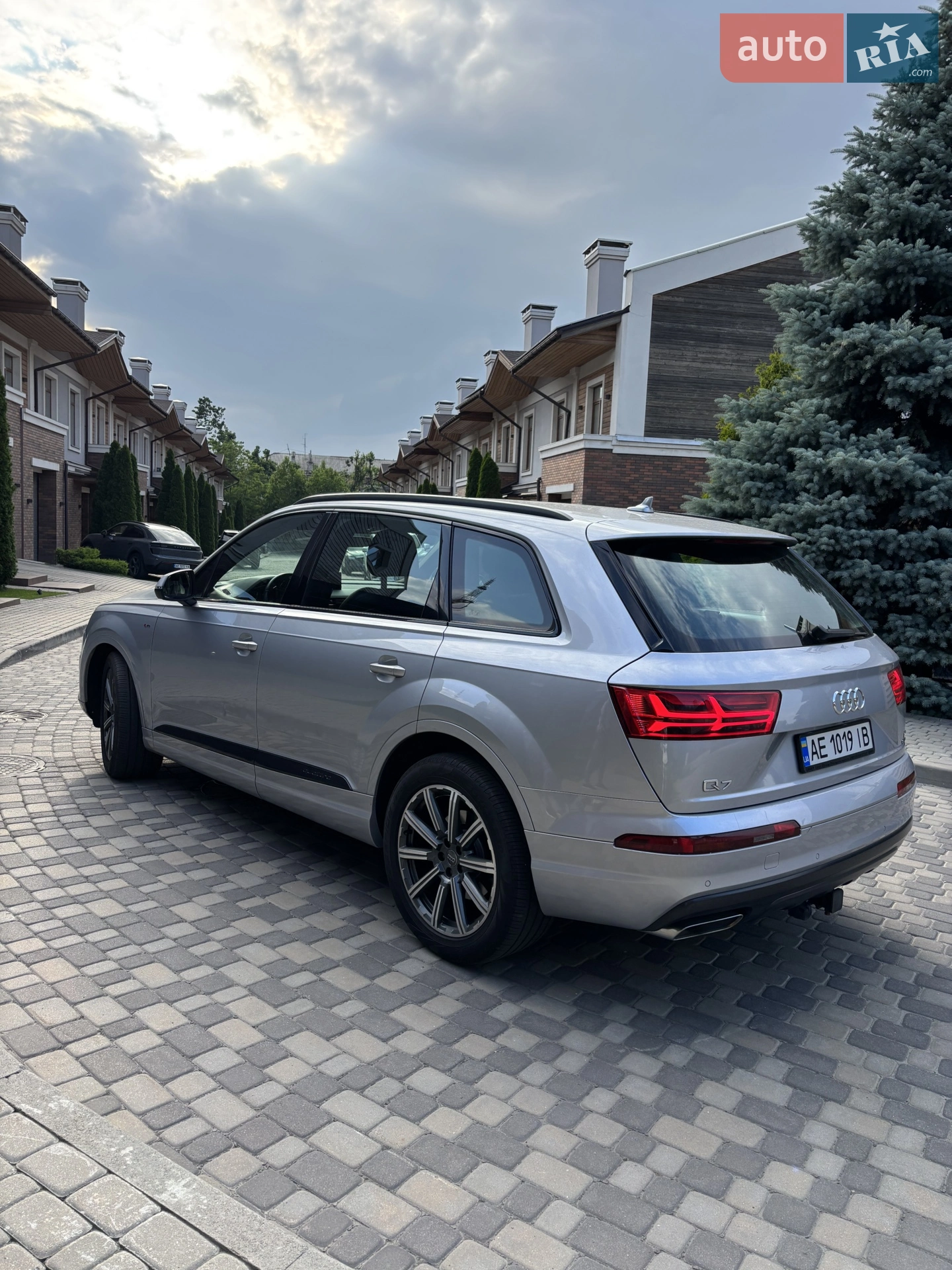 2016 Audi Q7 - мініатюра 4