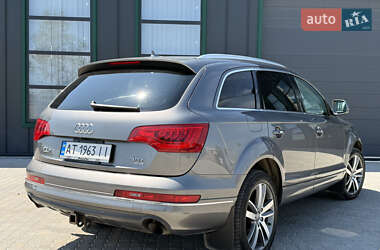 Внедорожник / Кроссовер Audi Q7 2012 в 