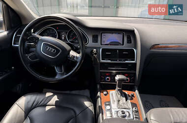 Внедорожник / Кроссовер Audi Q7 2012 в 