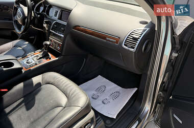 Внедорожник / Кроссовер Audi Q7 2012 в 