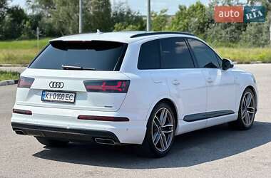 Позашляховик / Кросовер Audi Q7 2016 в 