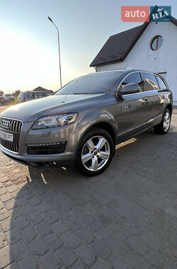 Внедорожник / Кроссовер Audi Q7 2011 в Краковце