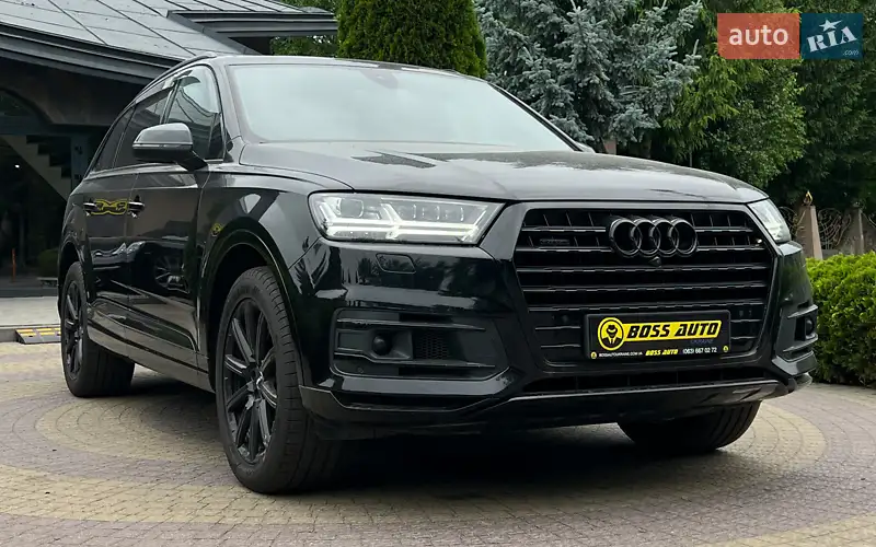 Внедорожник / Кроссовер Audi Q7 2018 в 