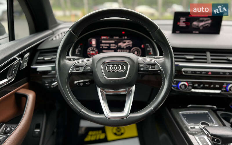 Позашляховик / Кросовер Audi Q7 2018 в Львові