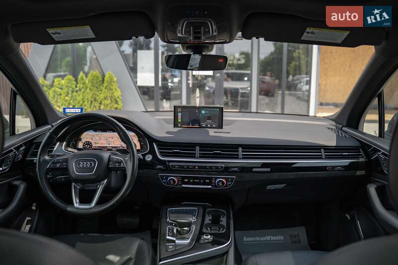 Внедорожник / Кроссовер Audi Q7 2017 в Черновцах