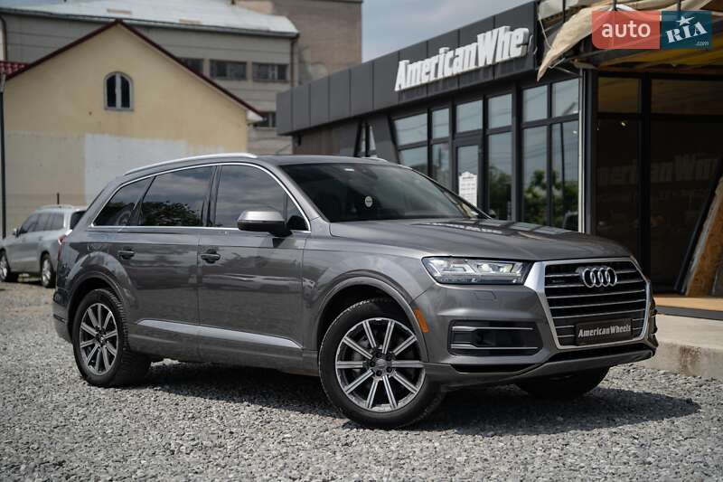 Внедорожник / Кроссовер Audi Q7 2017 в Черновцах