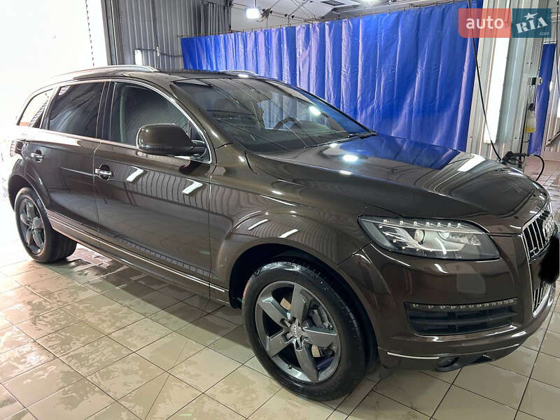 Audi Q7 2014