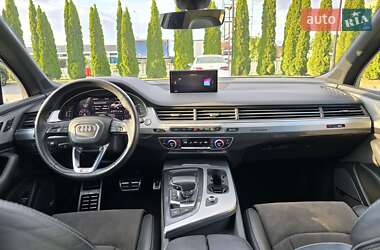 Внедорожник / Кроссовер Audi Q7 2018 в 