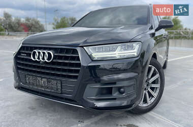 Внедорожник / Кроссовер Audi Q7 2019 в 