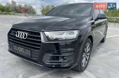 Внедорожник / Кроссовер Audi Q7 2019 в 