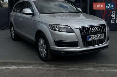 Внедорожник / Кроссовер Audi Q7 2012 в 
