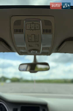 Внедорожник / Кроссовер Audi Q7 2010 в 