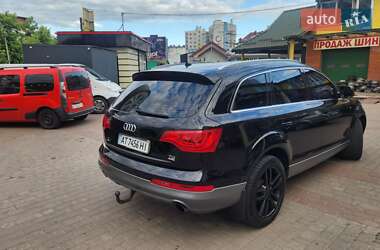 Позашляховик / Кросовер Audi Q7 2011 в 