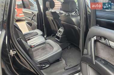 Позашляховик / Кросовер Audi Q7 2011 в 