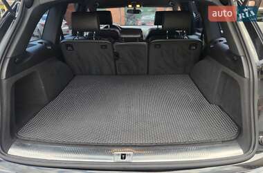Позашляховик / Кросовер Audi Q7 2011 в 