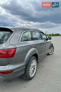 Внедорожник / Кроссовер Audi Q7 2012 в 